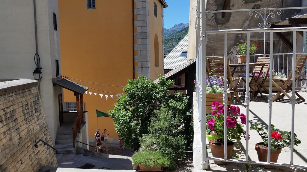 Maison A Tour Briancon Екстер'єр фото