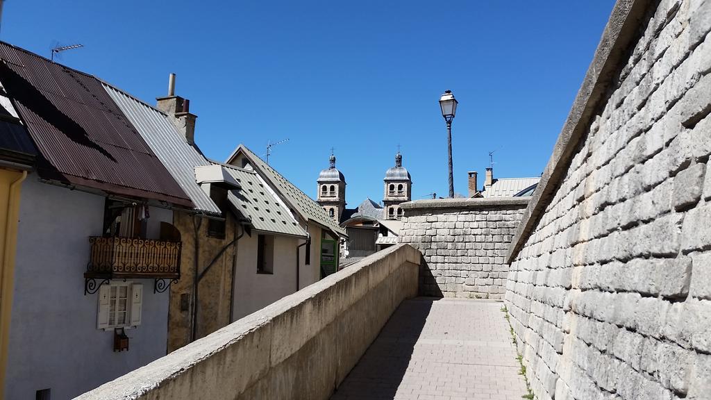 Maison A Tour Briancon Екстер'єр фото