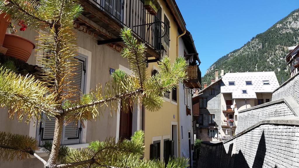 Maison A Tour Briancon Екстер'єр фото