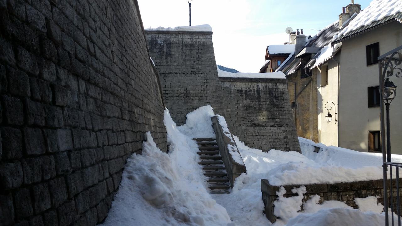 Апартаменти Maison A Tour Briancon Екстер'єр фото